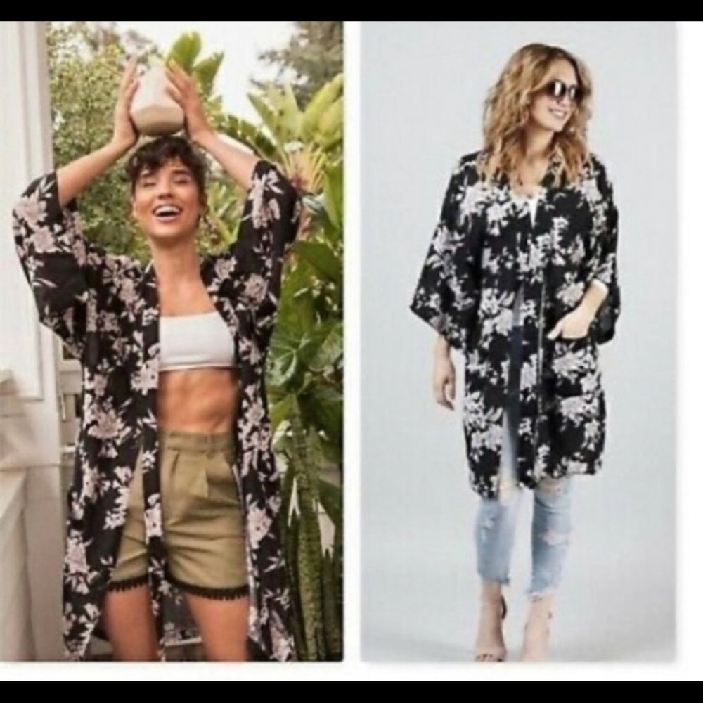 Spiritual Gangster Black Floral Maya Kimono OS